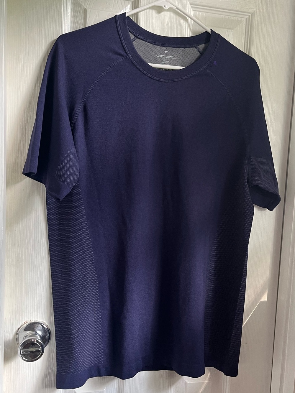 Fabletics Men Performance T Shirt LRG Navy Athletic Training Gym Short Sleeve